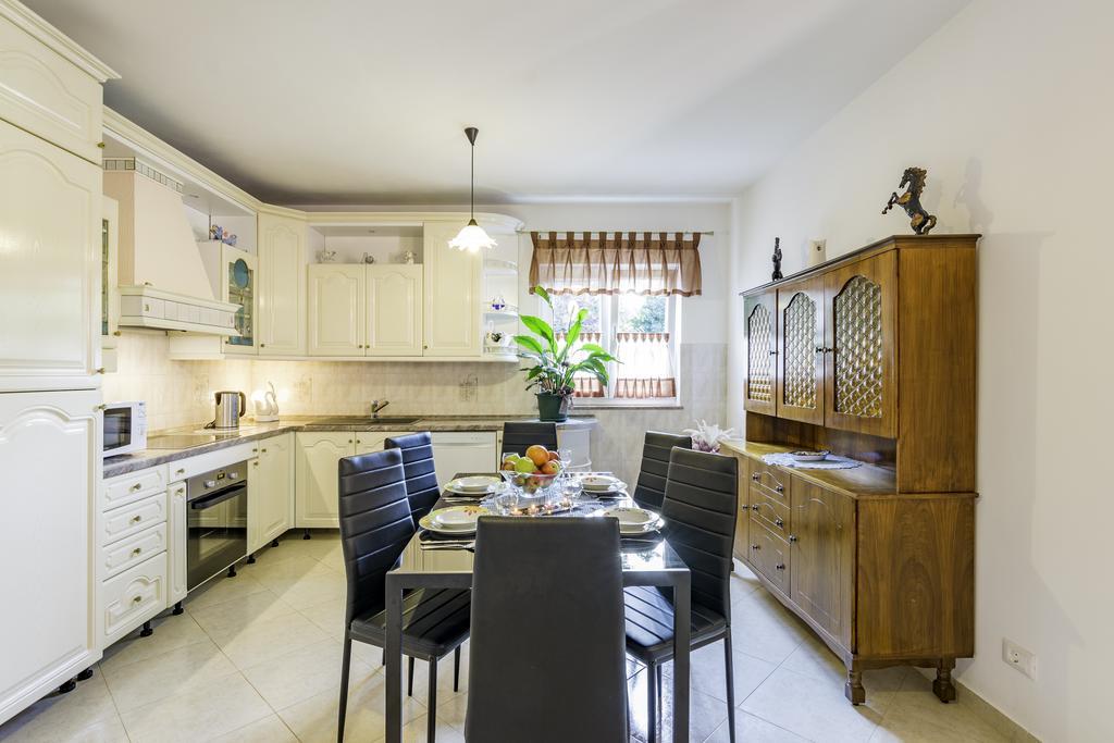 Apartmani Radmila Нова-Вас Экстерьер фото
