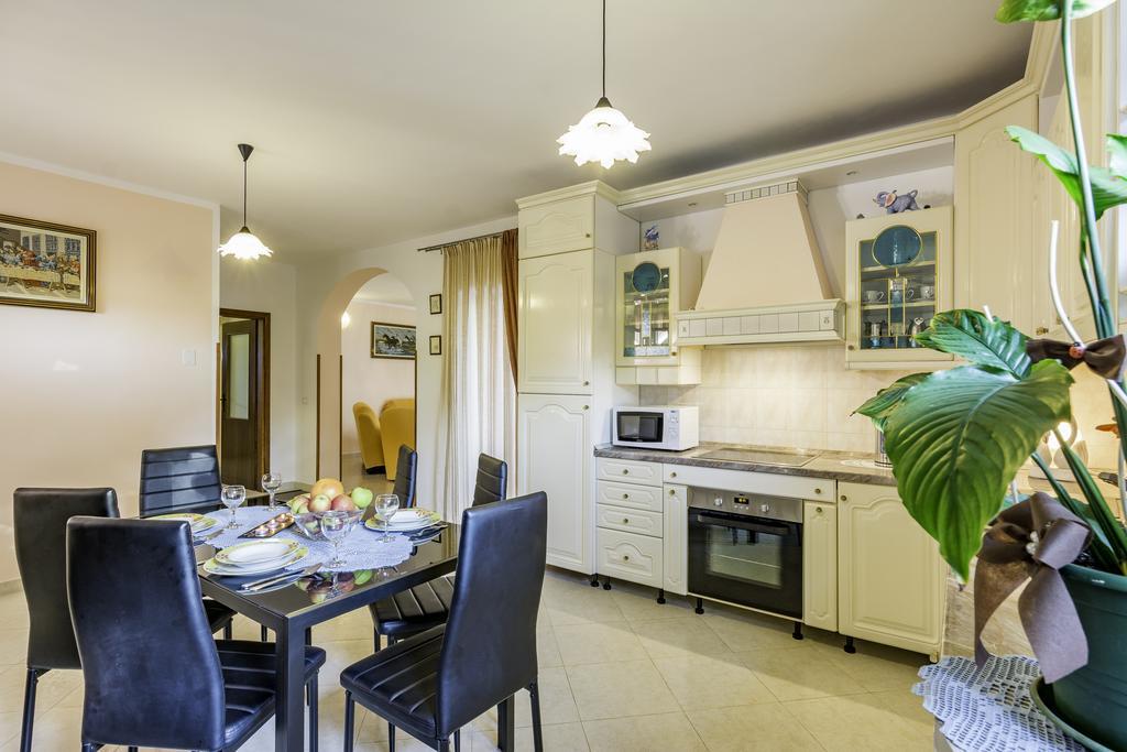 Apartmani Radmila Нова-Вас Экстерьер фото
